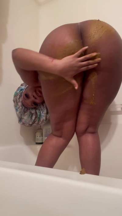 smearing goddess