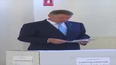 Wide Iohannis