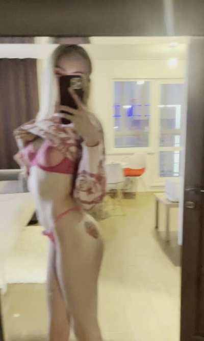 The best things would be cum in my face