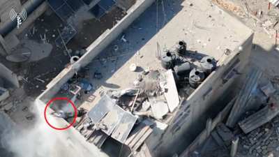 Israeli paratroopers eliminate hamas combatants, Rafah, Gaza, 18.05