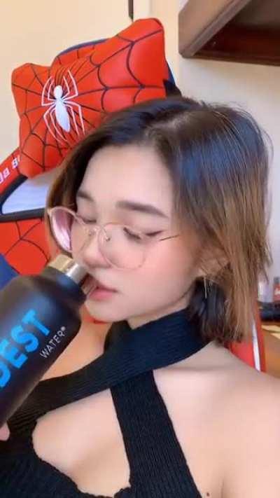 Jeila Dizon