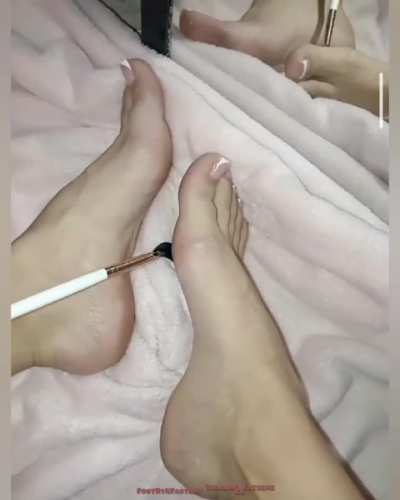 The best of self-tickling