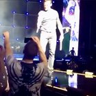 Overexcited fan finally meets Hugh Jackman and can’t control himself.