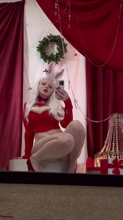 Would you like this bunny to play with you?