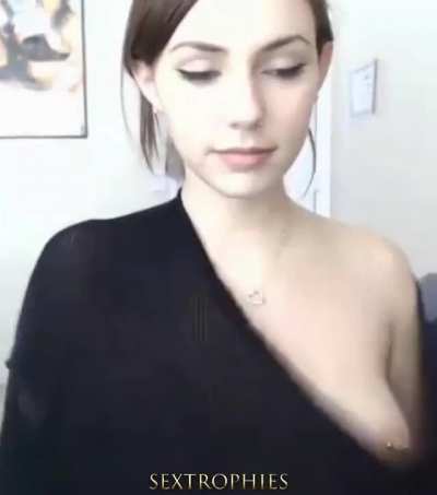 Get her free album in the comments