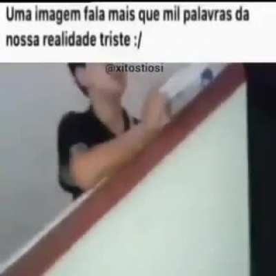 O primeiro voo do aviãozinho!