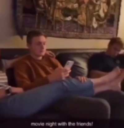 Blursed_feet