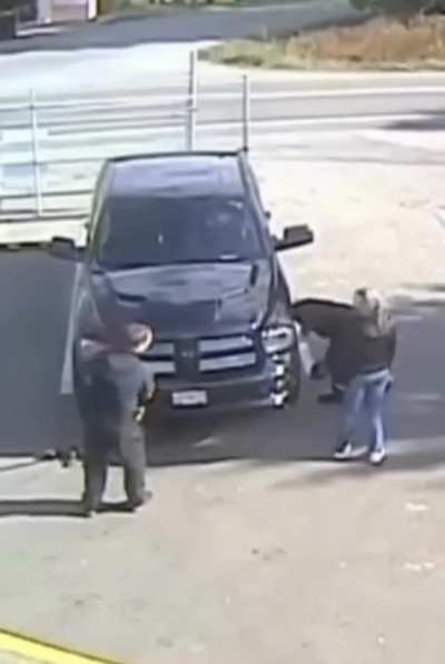 Jesus Christ! Give that man an honorary Darwin Award..