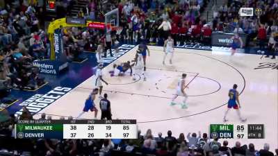 [Highlight] Jeff Green DETONATES on Giannis for a poster