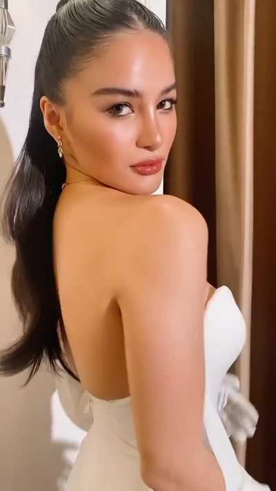 Elisse Joson