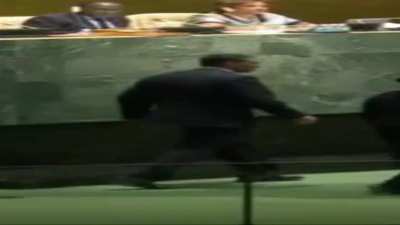 Literally every single wide world leader walking