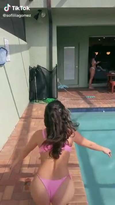 Sofia Gomez posting from her archives