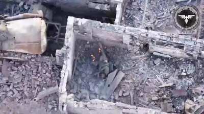 (Graphic NSFL) Ukrainian Drone Strike Company eliminates Russian soldier with FPV-drone - Losing limbs and eyes