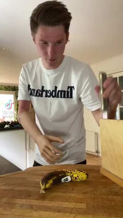 AAAAAAAAAAAA