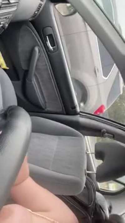 Public titty flash at a stoplight (flash)