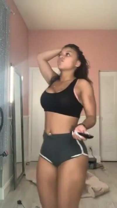 💋CurlyyRed LIVE IG🍑Tw<wbr>erk💃🏾<wbr>p2 🎁($redit9)