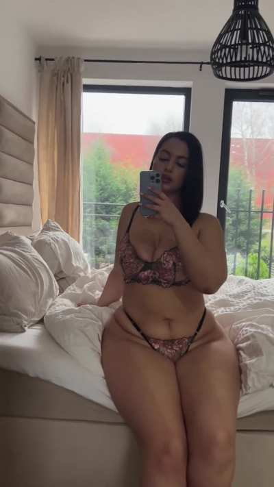 Think you’re ready for a MILF who knows all the tricks?