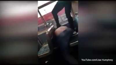 Woman kicks and stomps the shit out of a drunk racist
