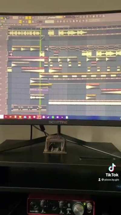Kanye West potential club banger??