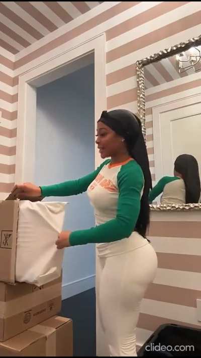 Yoga pants