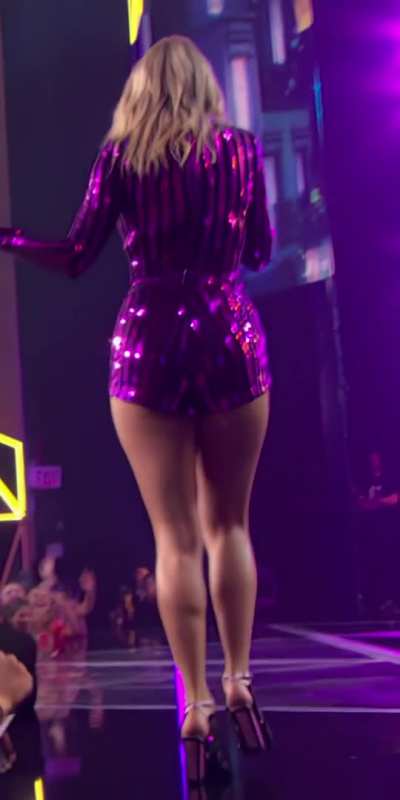 I want her to sit on my face