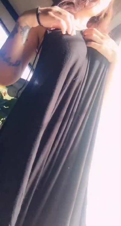My clothes just fall right off to reveal DDDs [oc]
