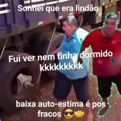 Alexandre disse que quem está triste deveria ver memes no sub Reddit do Huestation pra melhorar,boa noite