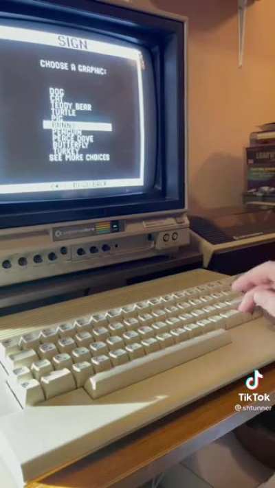 Thanksgiving art. 80s home computer style.