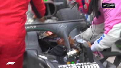 Vettel & Pérez congratulating Hamilton