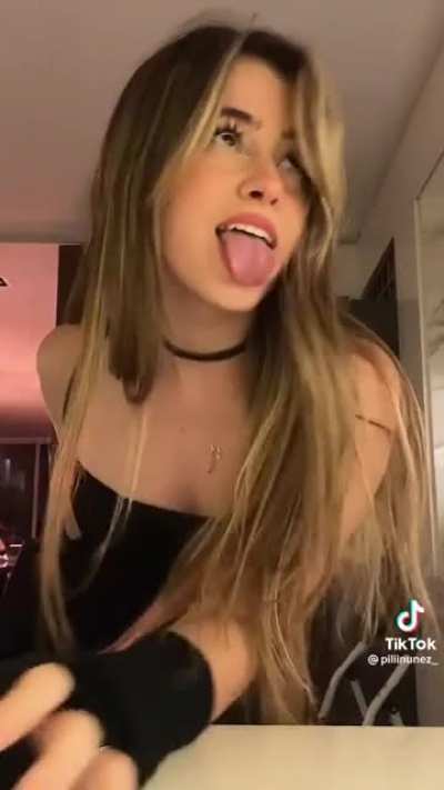 😋
