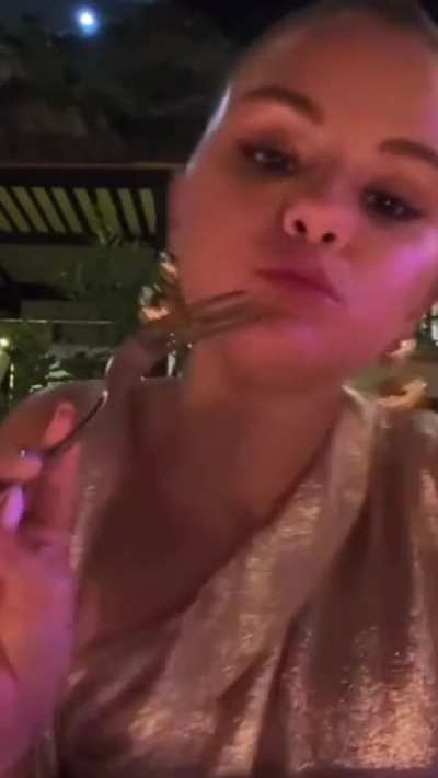 I love her lips 👄 🔥🔥