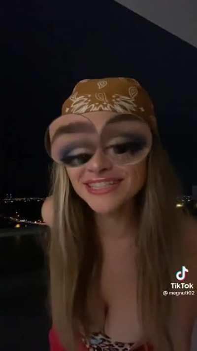 A perfect half nip slip