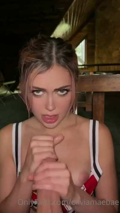 Eye contact is key
