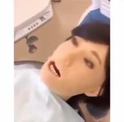 Dentist robot malfunction