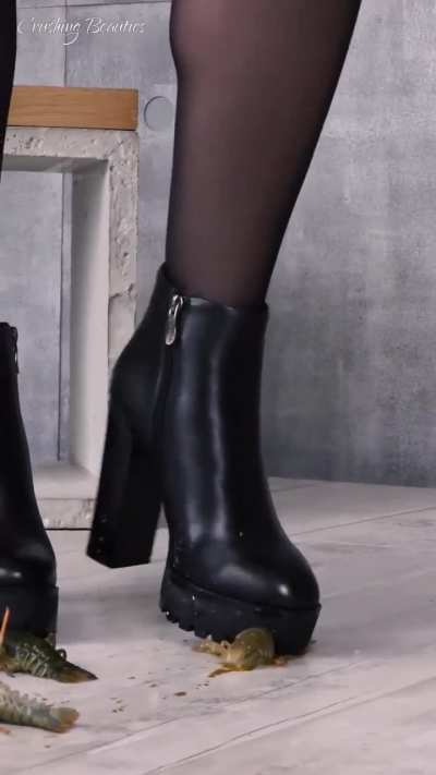 Daniela in her boots