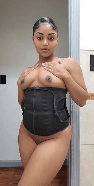 Cute enough to be fucked raw ?
