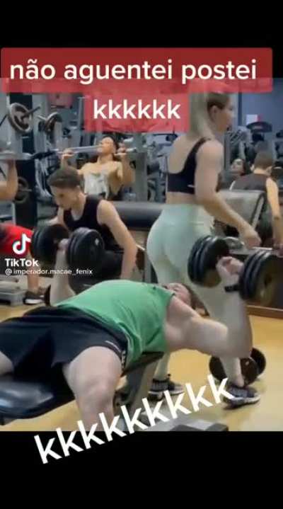 😂😂