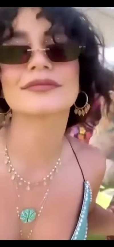 Vanessa Hudgens