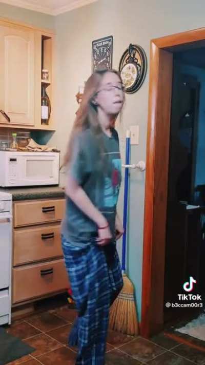Female Asmon