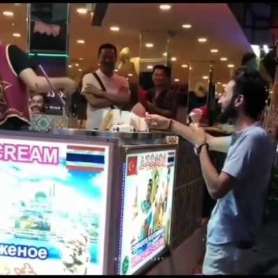 Karma exists.. Lmao 😂 I think he is the first person to do this..