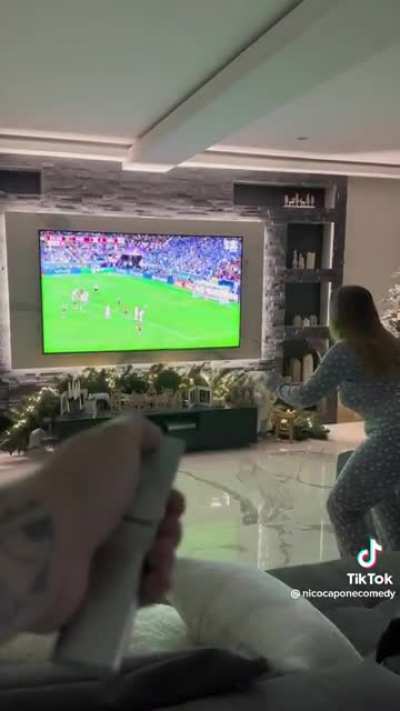 Cry for penalty.