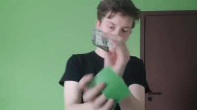 He spent 2 years learning these tricks @ivanmagical