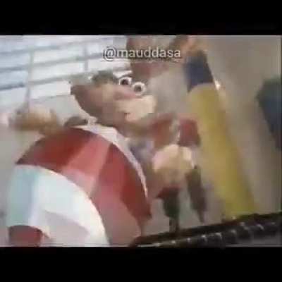 Noooo conejo ql asqueroso te cagaste en la pileta cochino 😝😝 (resubo porque timi no prendió)