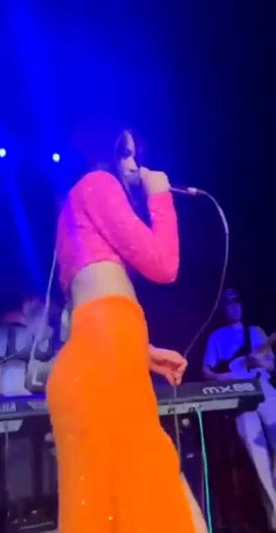 She's so hot!