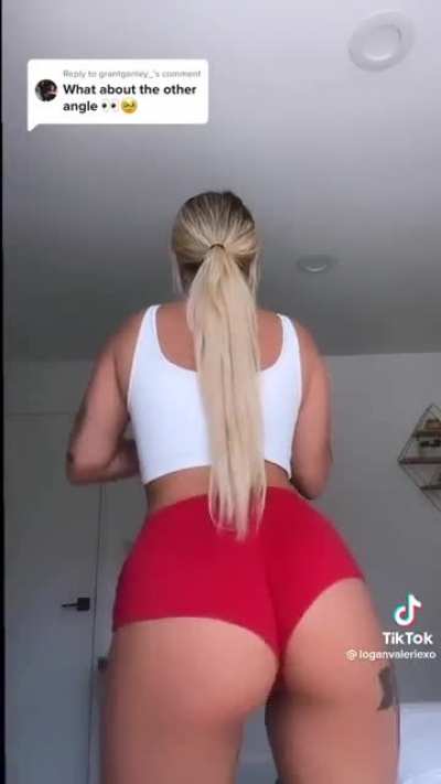 Shakin’ that ass