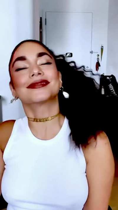 Sexy Nessa