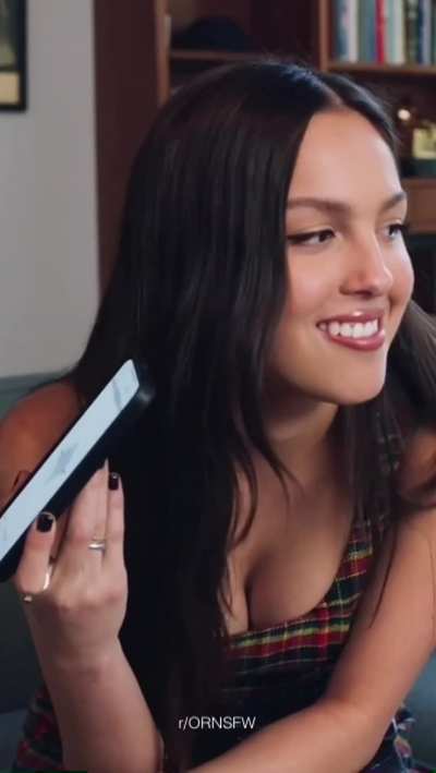 POV: A date with Olivia at home