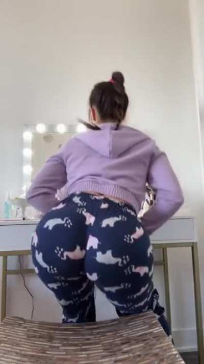 🍑🍑