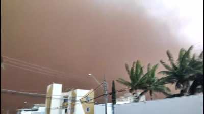 Tempestade de areia em Franca - SP