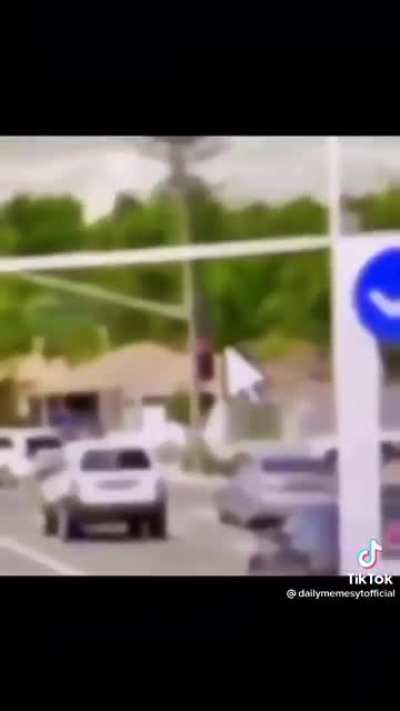 You missed that small pixel of a traffic light